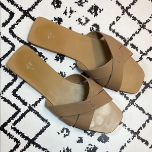 H&M Tan Crisscross Women’s Sandals - EU Size 36 or US Size 5.5 to Size 6 - EUC